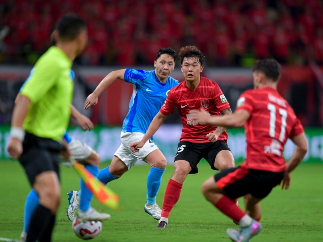 开云APP-赛后成都蓉城备战欧超杯，伤情更新细节曝光，震撼外界，控场能力受关注(技能大赛结束语简短)